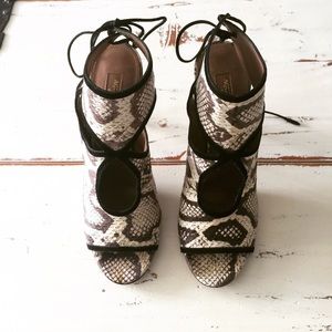 Aquazzura Sexy Thing Snake Embossed Sandals Sz 40